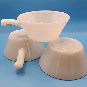 Set Of 3 Vintage Anchor Hocking Fire King Handled Bowls